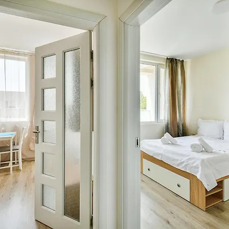 Apartment Delta Planet Budget Flat 2 Guests